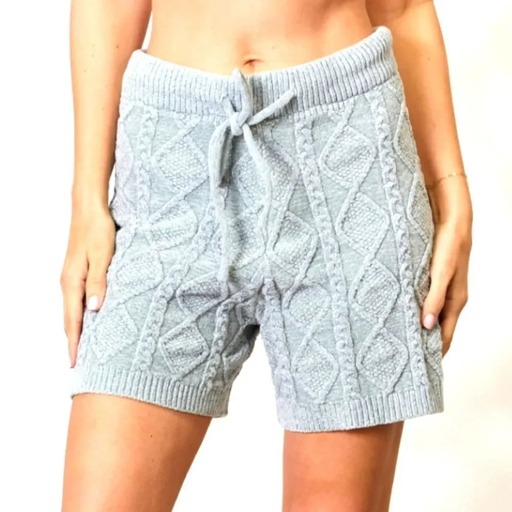 ♡♡♡BiBi Cable Knit Drawstring Sweater Shorts sz M